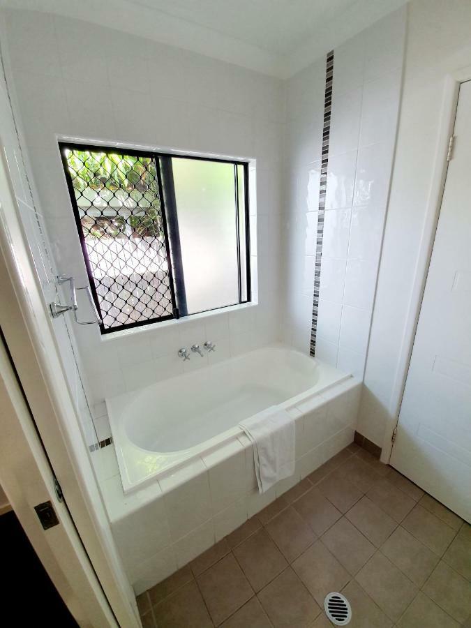 3 Bedroom Central Home Townsville Exterior photo